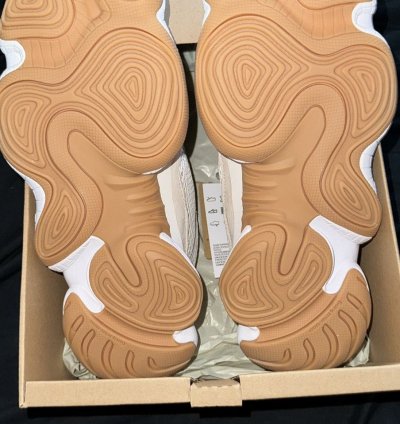 Yeezy 500 stone Taupe