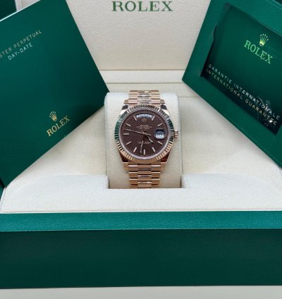 Rolex Day-date 40 40mm 18k Rose Gold Chocolate Motif Dial 228235 Complete Set