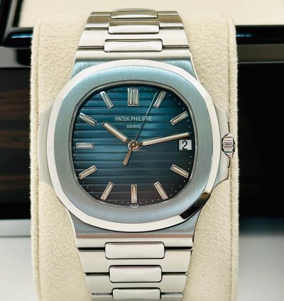 Patek Philippe Nautilus 5711 1a Blue Dial