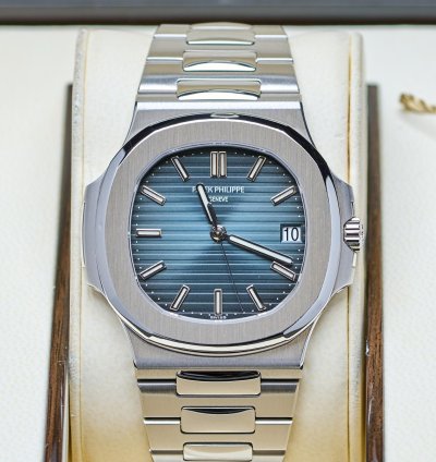Patek Philippe Nautilus 5711 1a Blue Service 2025