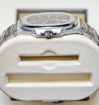Patek Philippe Nautilus 5711 1a Blue Service 2025