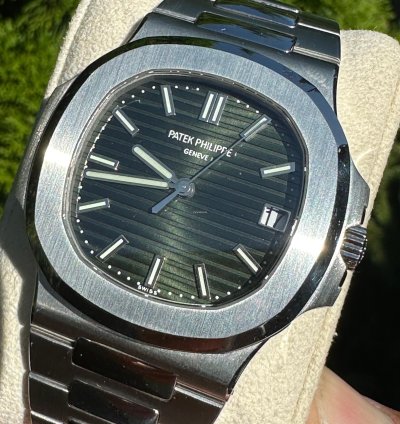 Patek Philippe Nautilus 5711 1a Green Factory Dial Orig Blue Dial Cal 315 Extract Of The Archives
