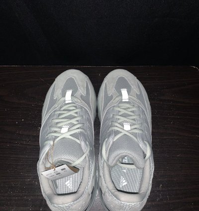 Yeezy 700
