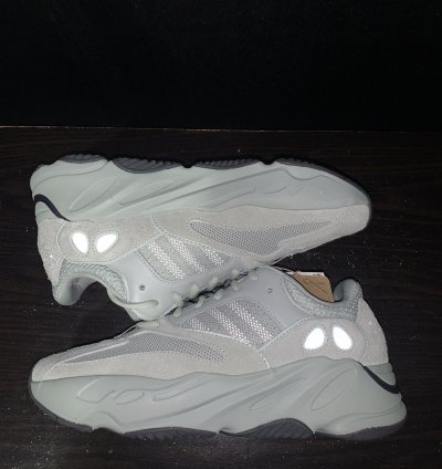 Yeezy 700