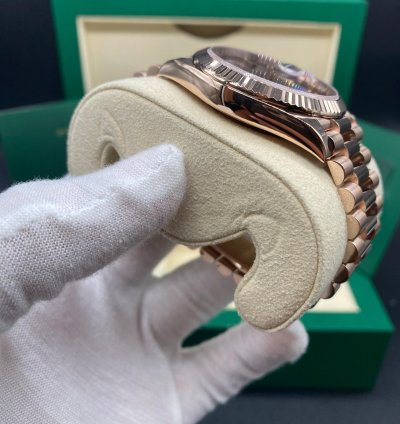 Rolex Day-date 40 40mm 2022 Chocolate Dial 228235 Complete Set