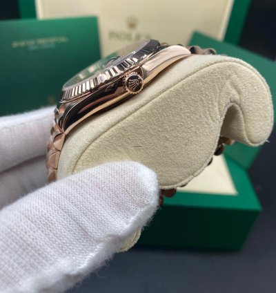 Rolex Day-date 40 40mm 2022 Chocolate Dial 228235 Complete Set