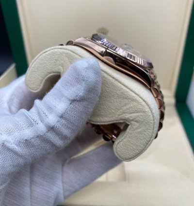 Rolex Day-date 40 40mm 2022 Chocolate Dial 228235 Complete Set