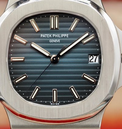 Patek Philippe Nautilus 5711 1a-001 Blue Poin On De Gen Ve