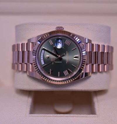 Rolex Day-date 40 40mm 228235 Olive Dial 2018 Rose Gold Full Set