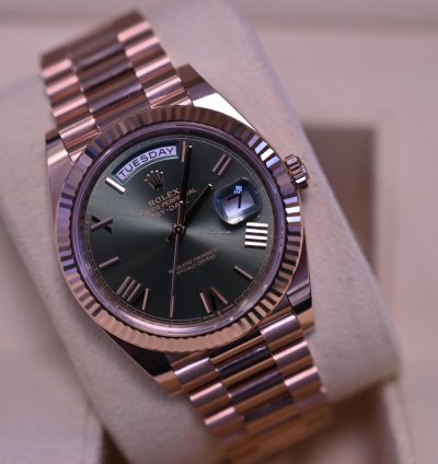Rolex Day-date 40 40mm 228235 Olive Dial 2018 Rose Gold Full Set