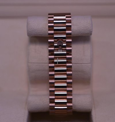 Rolex Day-date 40 40mm 228235 Olive Dial 2018 Rose Gold Full Set