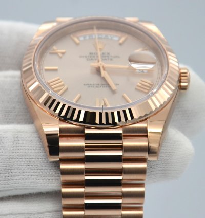 Rolex Day-date 40 40mm 228235 Sdrp Everose Gold Stickers Will Be Taken Off