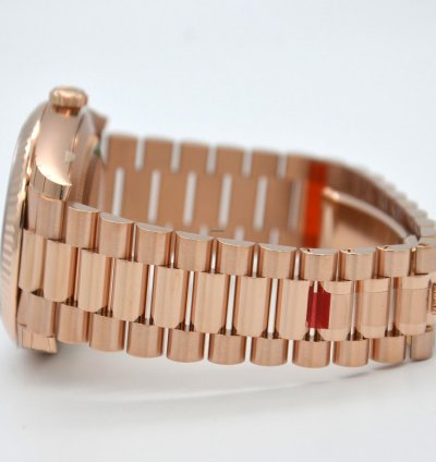 Rolex Day-date 40 40mm 228235 Sdrp Everose Gold Stickers Will Be Taken Off