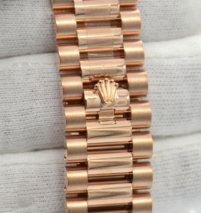 Rolex Day-date 40 40mm 228235 Sdrp Everose Gold Stickers Will Be Taken Off