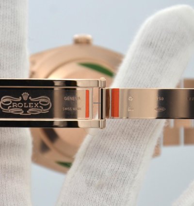 Rolex Day-date 40 40mm 228235 Sdrp Everose Gold Stickers Will Be Taken Off