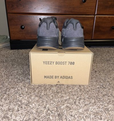Yeezy 700 Utility Black