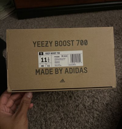Yeezy 700 Utility Black