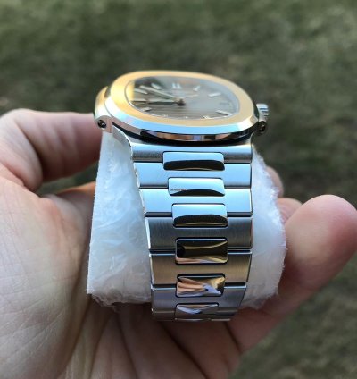 Patek Philippe Nautilus 5711 1a-010 Blue Dial Nautilus