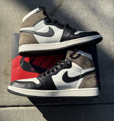 Air Jordan 1 Retro High Og Mocha size 10 5