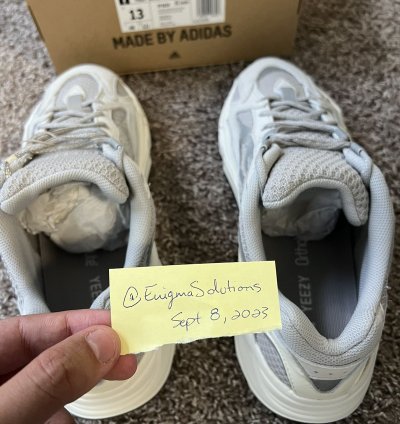 Yeezy 700 V2 Static