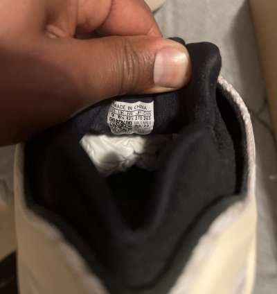 Yeezy 700 V3