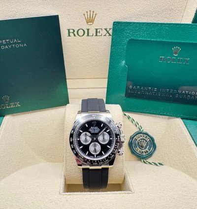 Rolex Daytona Cosmograph Daytona 126519ln Oysterflex 2025