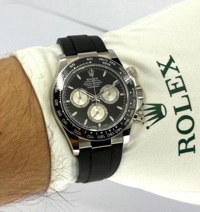 Rolex Daytona Cosmograph Daytona 126519ln-0002 Unworn 2025