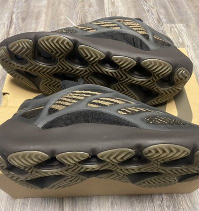 Yeezy 700 V3 Clay Brown
