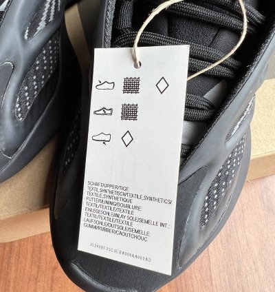 Yeezy 700 V3 Dark Glow 2021 New Womens 6 5 Mens 5