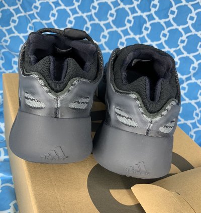 Yeezy 700 V3 Men Size 10 Dark Glow Adidas Black Sneakers