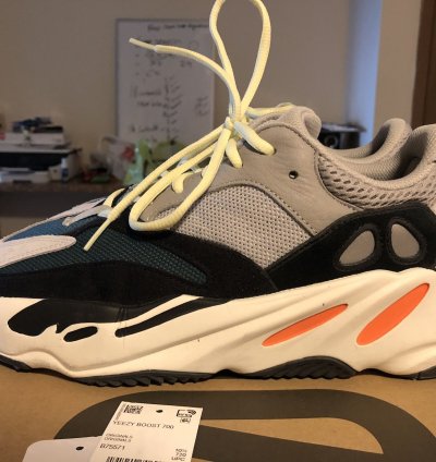Yeezy 700 Waverunner