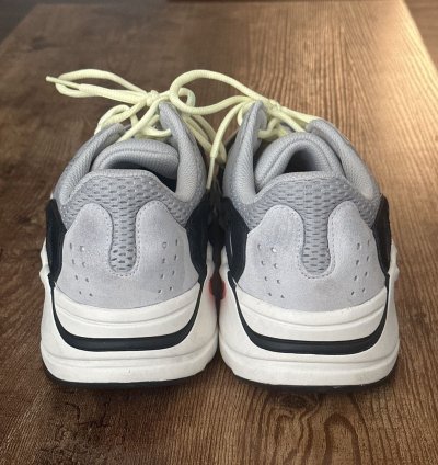 Yeezy 700 Waverunner
