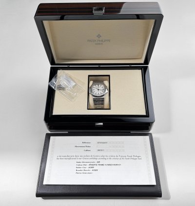 Patek Philippe Nautilus 5711 1a-011 Stainless Steel White Dial