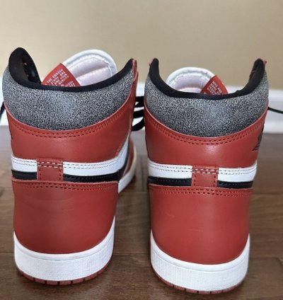 Air Jordan 1 Retro Lost And Found