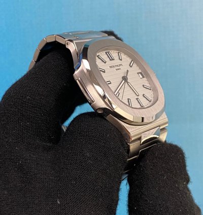 Patek Philippe Nautilus 5711 1a-011 White Stainless Steel Nautilus