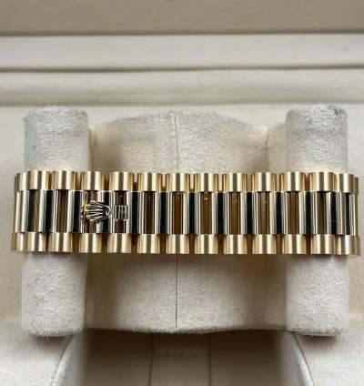 Rolex Day-date 40 40mm Black Index Dial Yellow Gold Bracelet 228238 Unworn 2023