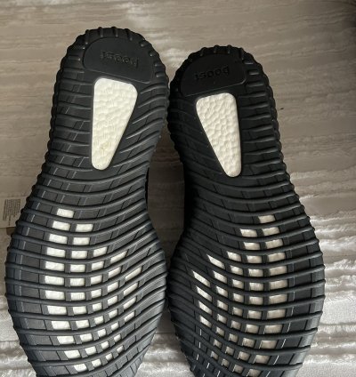 Yeezy Boost 350 Oreos