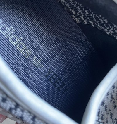 Yeezy Boost 350 Turtle Dove 2022