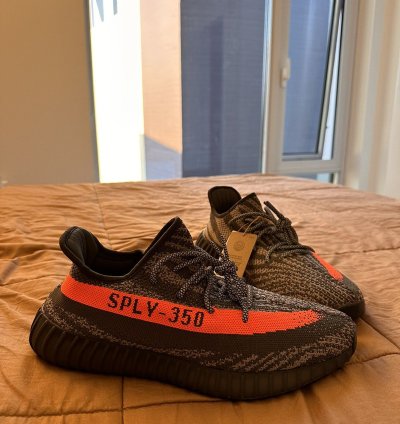 Yeezy Boost 350 V2