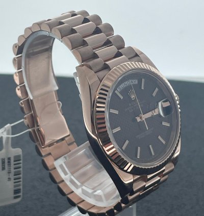 Rolex Day-date 40 40mm Brown Diagonal Motif Dial