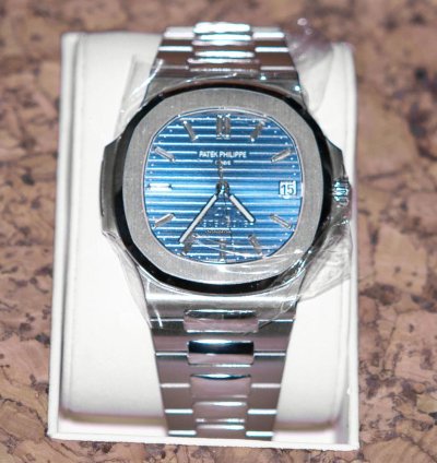 Patek Philippe Nautilus 5711 1p-001 40th Anniversary Platin 40mm 01 2018 Deutsch