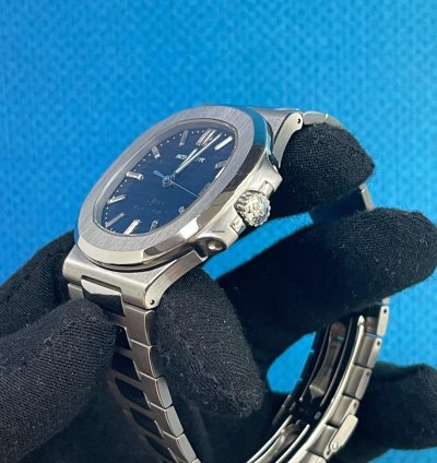 Patek Philippe Nautilus 5711 1p-001 Blue Nautilus