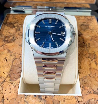 Patek Philippe Nautilus 5711 1p-001 Blue Nautilus