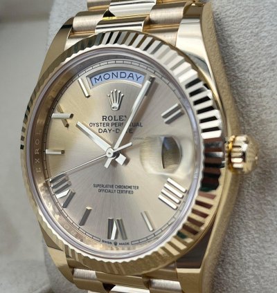 Rolex Day-date 40 40mm Champagne Roman Dial Yellow Gold Bracelet 228238 Unworn 2024
