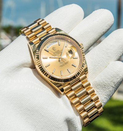 Rolex Day-date 40 40mm Champagne Stick