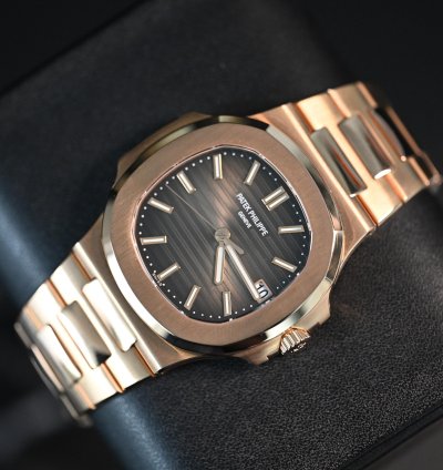 Patek Philippe Nautilus 5711 1r New Movement Brown Dial Rose Gold Bracelet Discontinued