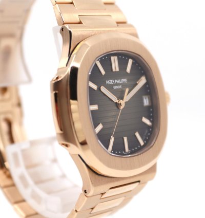 Patek Philippe Nautilus 5711 1r Rare Cal 26-330 Full Set 2019 Ros Gold