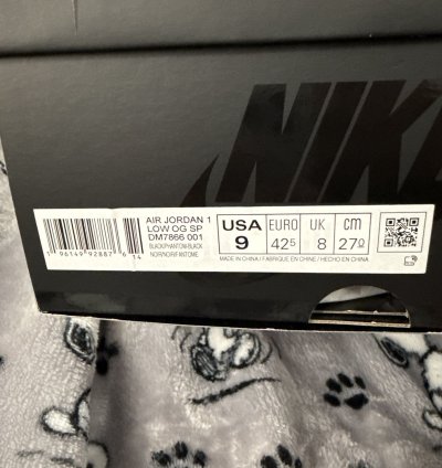 Air Jordan 1 Travis Scott Phantom