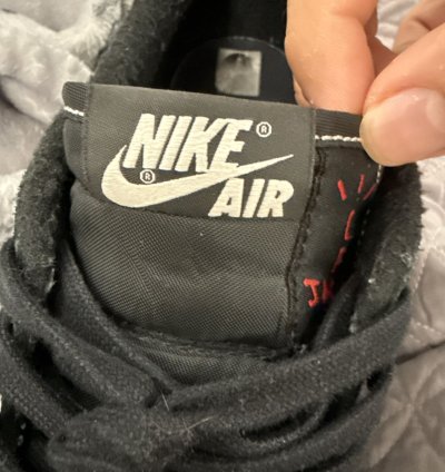 Air Jordan 1 Travis Scott Phantom