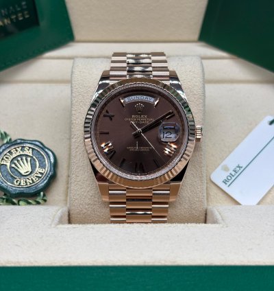 Rolex Day-date 40 40mm Chocolate Dial 228235 Complete Set